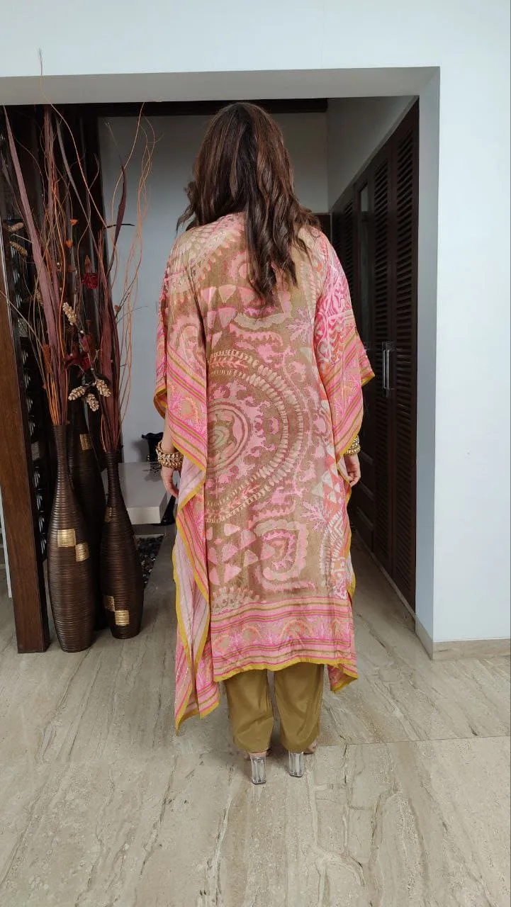 Embroidered Crepe Pink Kaftan Set