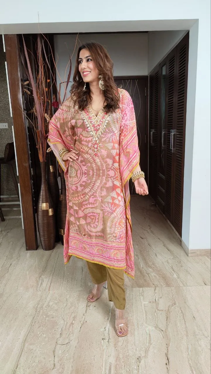 Embroidered Crepe Pink Kaftan Set