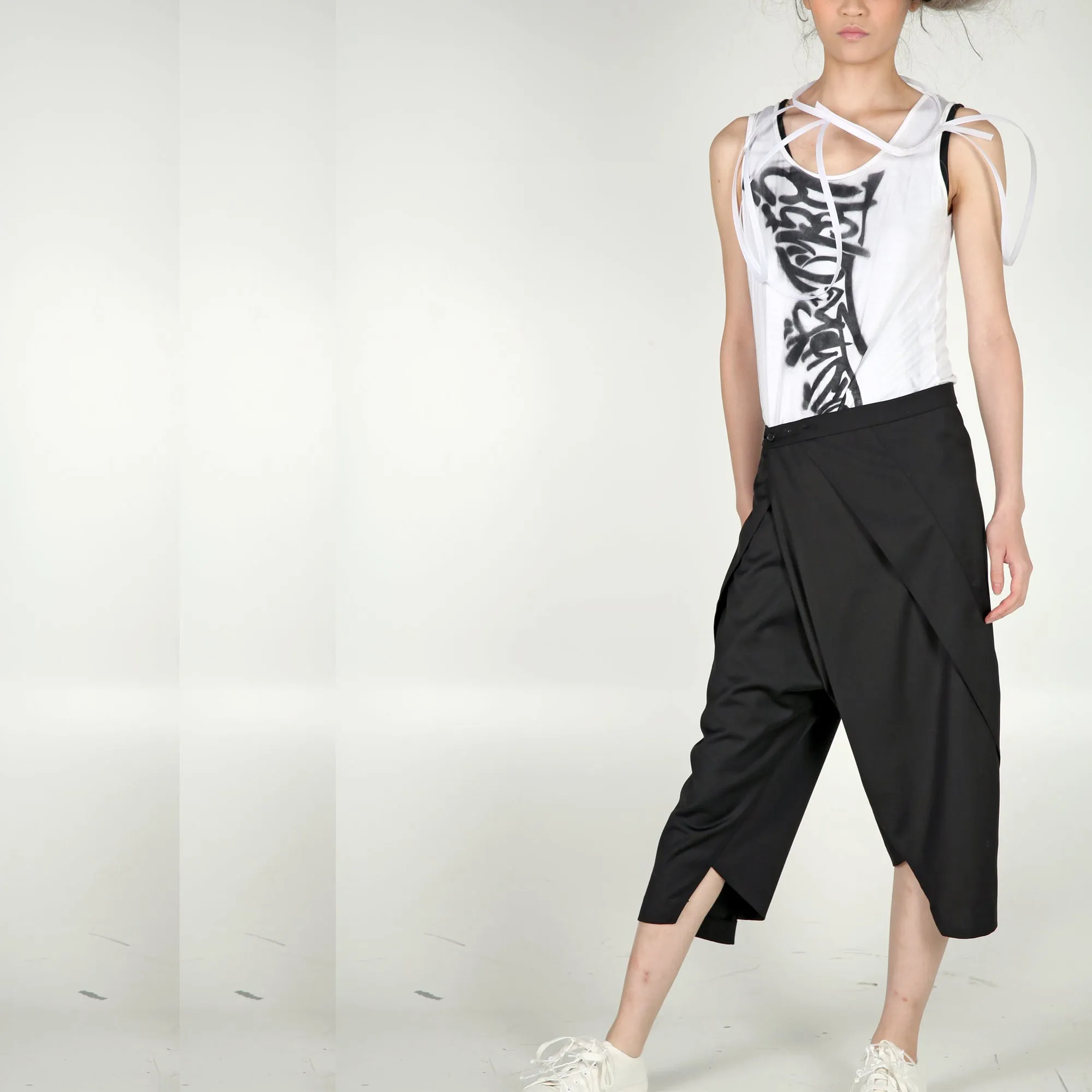 Pants – Asymmetric Folding